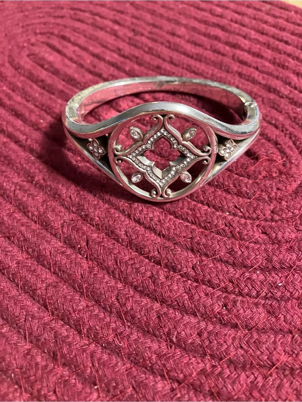 🌸Brighton “Morena “ Crystal Hinged Bracelet
